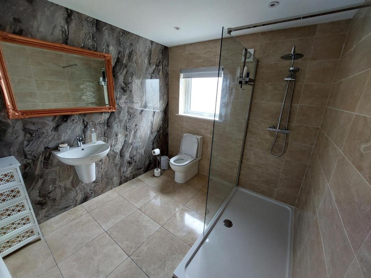 Ocean View Apartment Newry Bagian luar foto